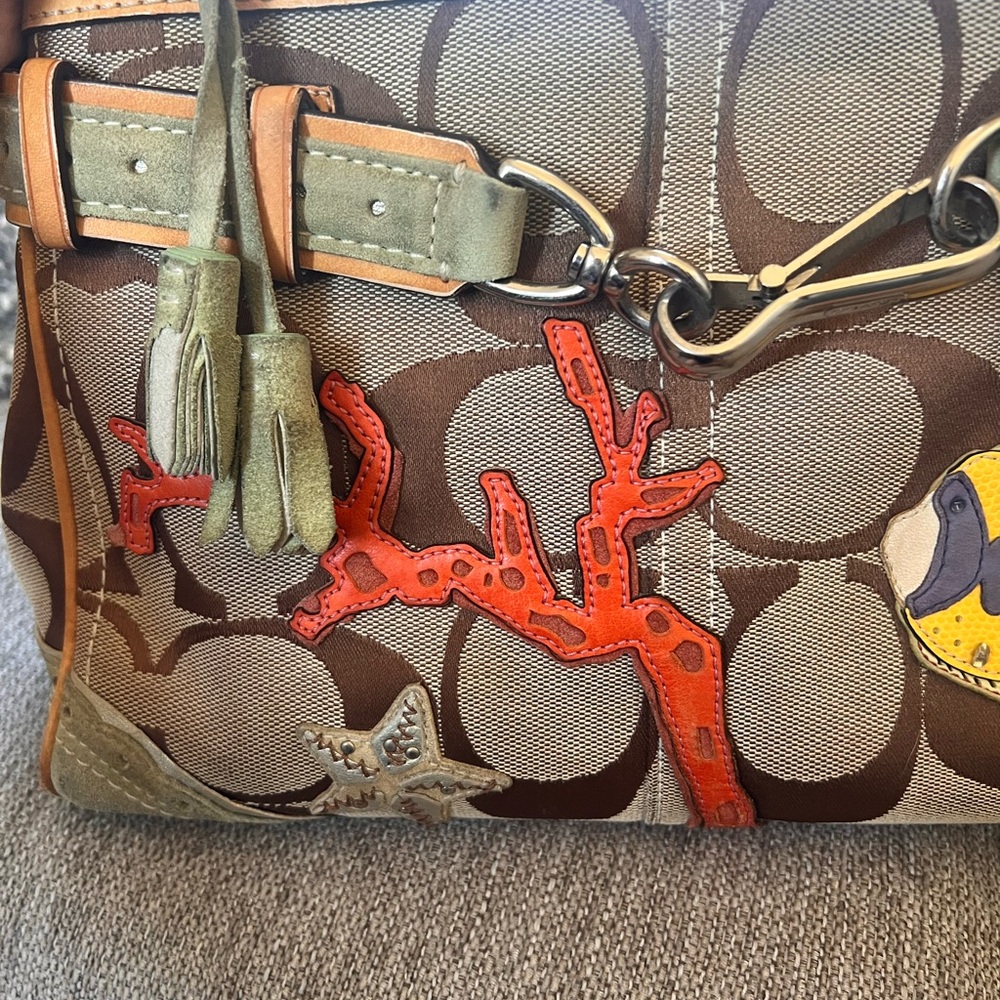 Coach Limited Edition Aquatic Fish Coral Hampton Brown Handbag - Picture 6 of 13